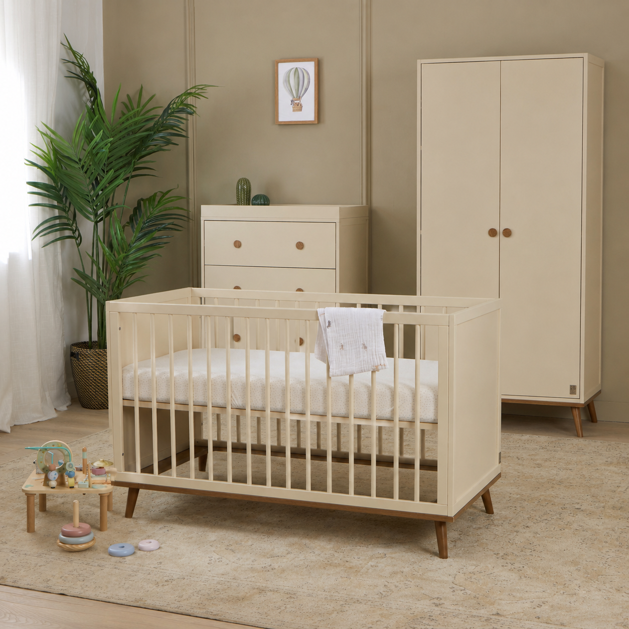 Ollie Set aus Kinderbett, Kommode und Kleiderschrank