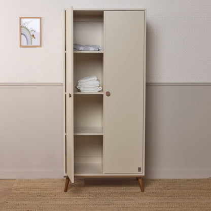 Ollie Garderobe